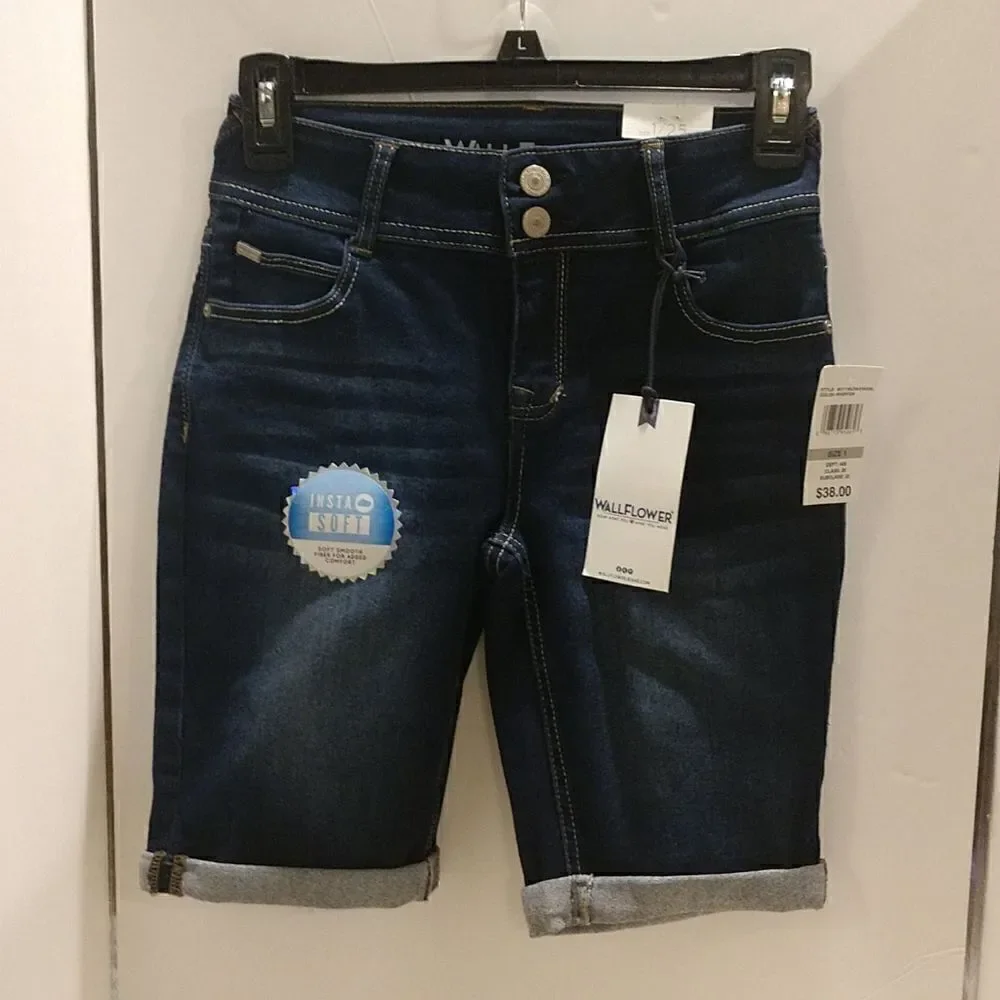 New Bermuda Length Long Jean Shorts Size 25 / 1